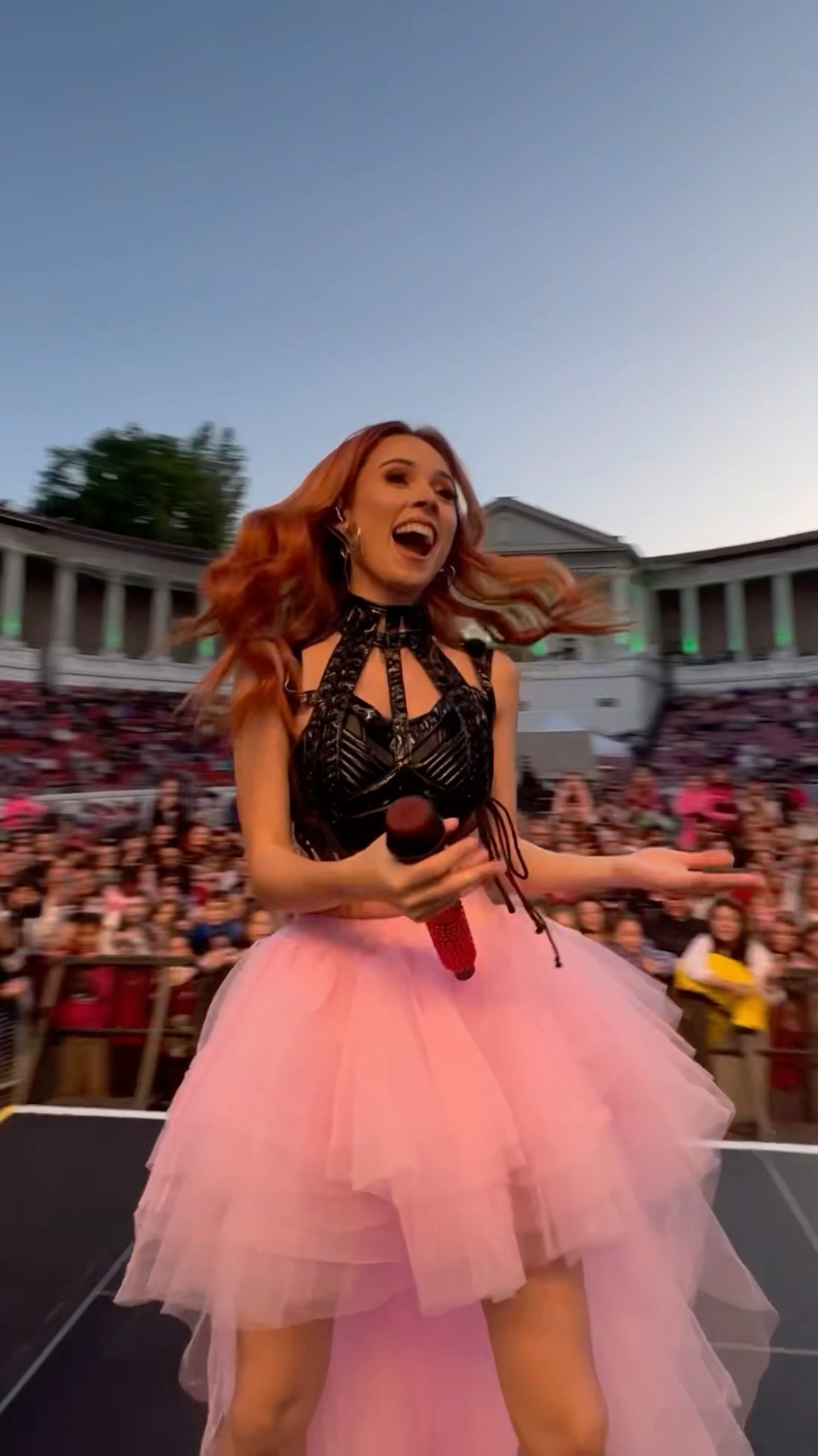 Before VS During the CONCERT ? Result 360 Dabce Video #Concert #Dance | Andra Gogan